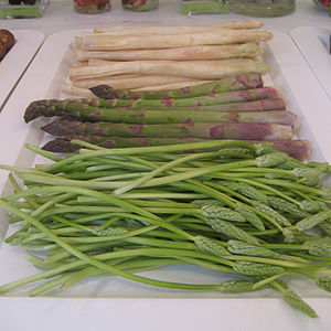 Three kinds of Asparagus officinalis (asparagu...