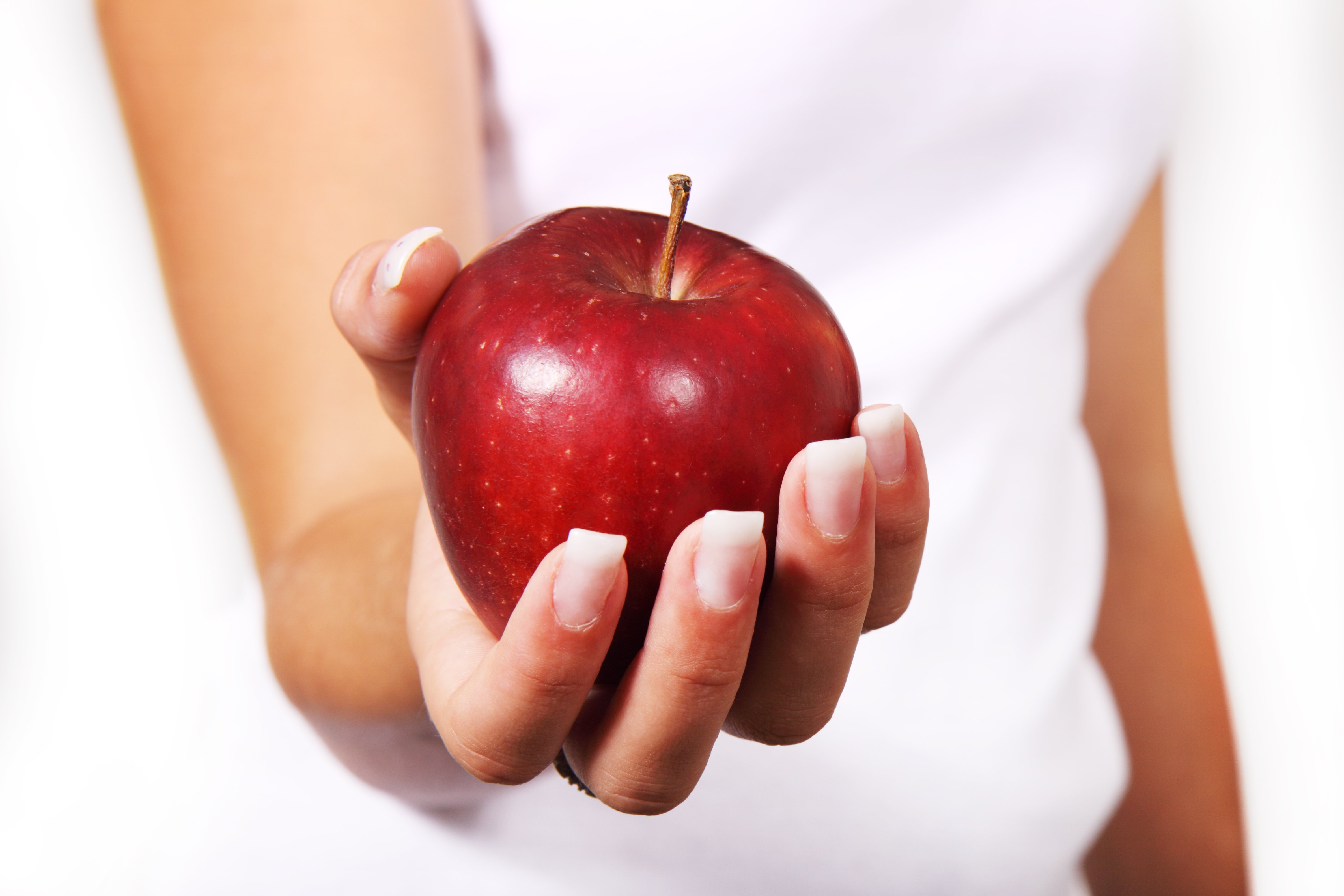 apple-diet-female-food-42068